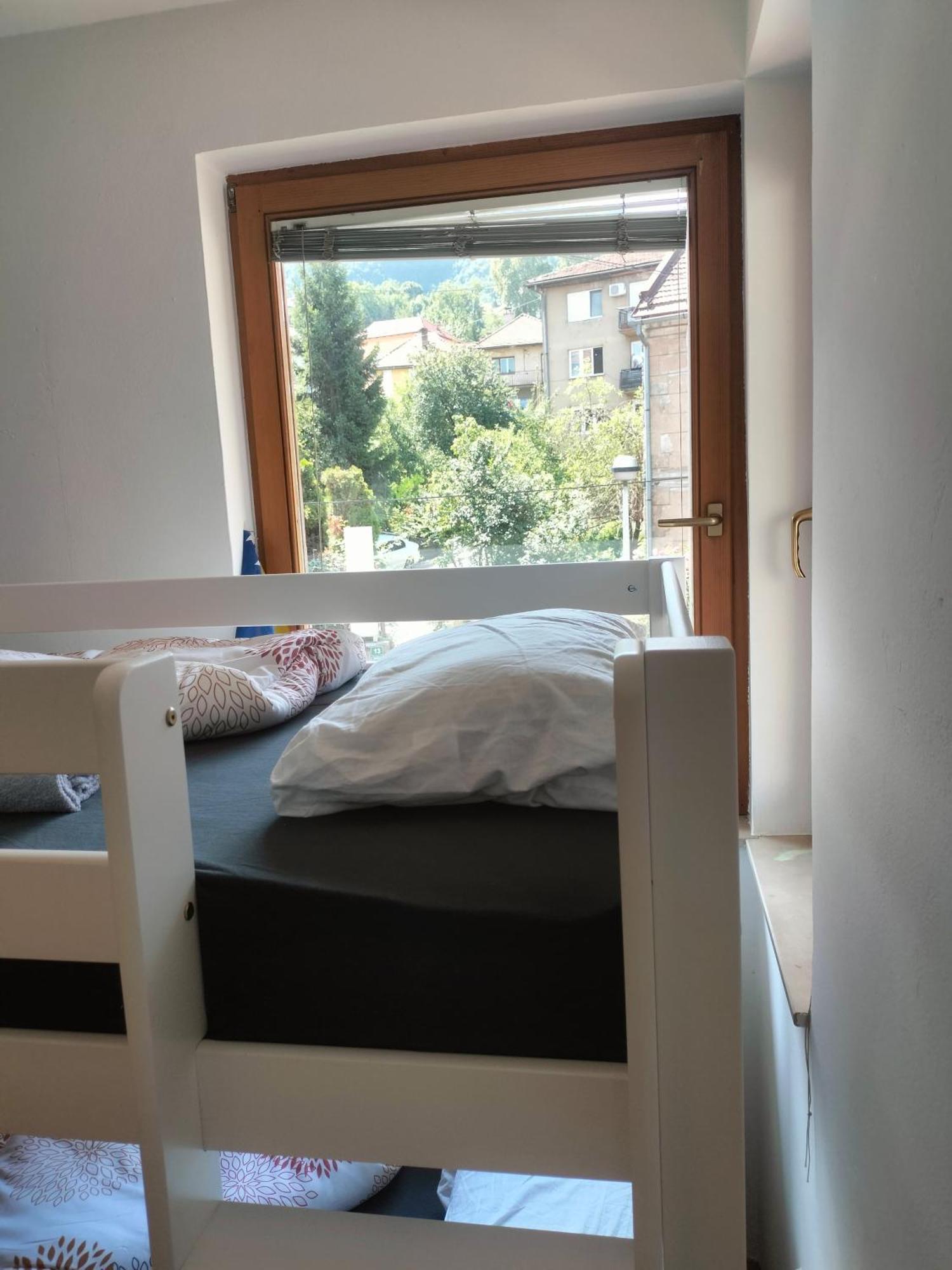 Exotic Nature Hostel Сараево Экстерьер фото