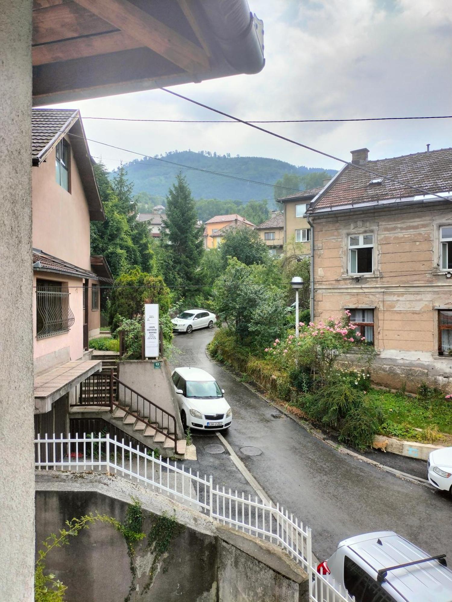 Exotic Nature Hostel Сараево Экстерьер фото